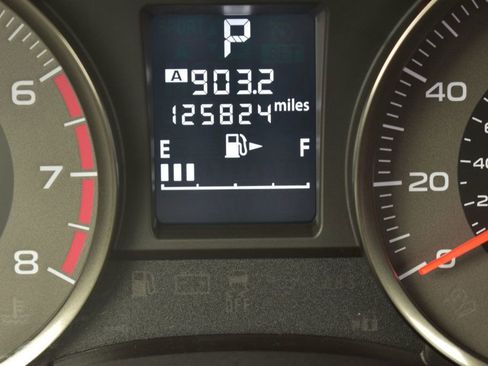 Used 2016 Subaru Forester 2.5i Limited w/ Popular Package #2 image 26