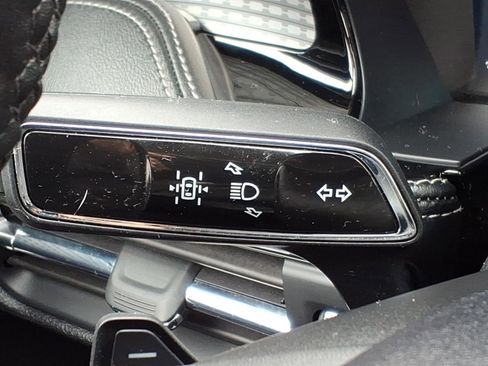 Used 2023 Lincoln Corsair AWD w/ Equipment Group 101A image 23