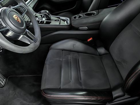 Used 2019 Porsche Panamera GTS AWD/4WD image 18