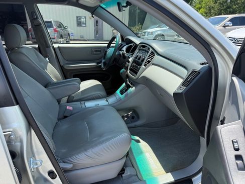 Used 2006 Toyota Highlander 2WD image 14