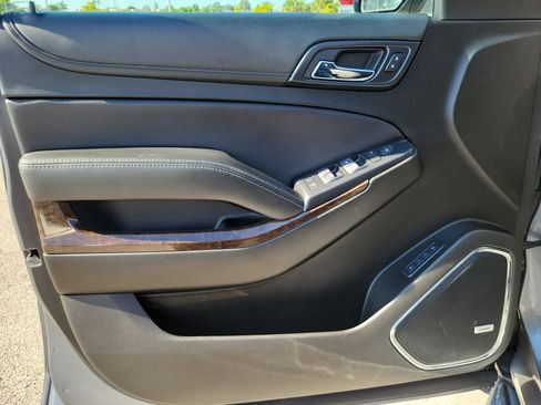 Used 2019 Chevrolet Tahoe LT AWD/4WD image 24