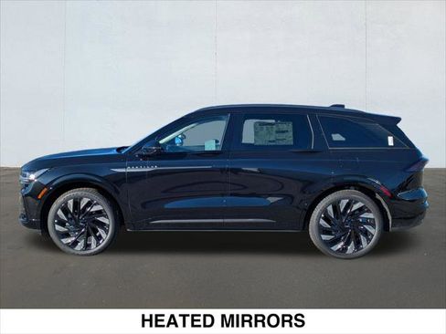 New 2026 Lincoln Nautilus Reserve w/ Jet Appearance Package image 3