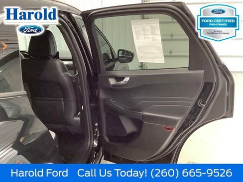 Used 2024 Ford Escape SE FWD image 7
