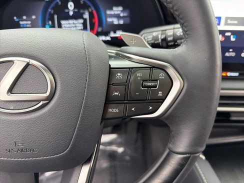 Used 2025 Lexus RX 350 Premium image 14