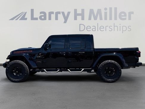 Used 2021 Jeep Gladiator Mojave AWD/4WD image 2