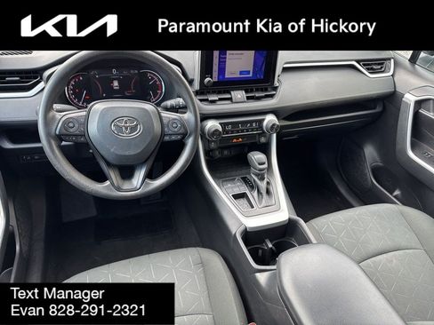 Used 2023 Toyota RAV4 XLE FWD image 16