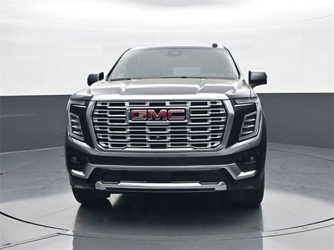 New 2026 GMC Yukon Denali w/ Sun & Power Step Package image 2