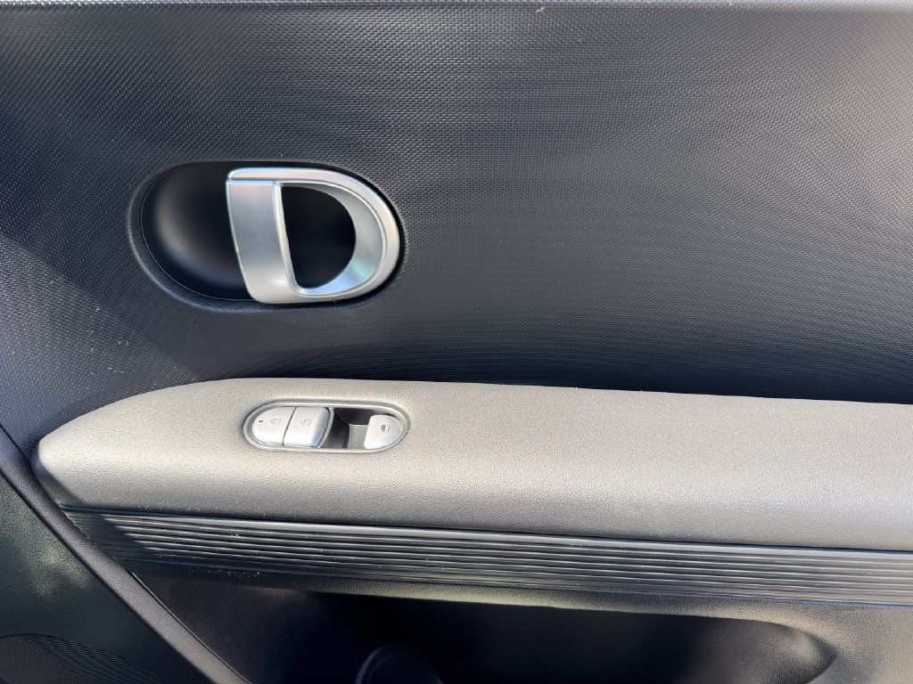 Certified 2024 Hyundai Ioniq 5 SE RWD image 11