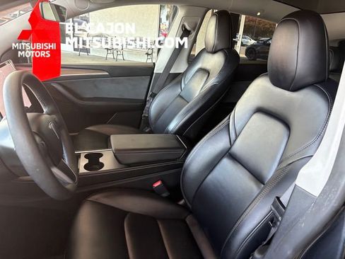 Used 2024 Tesla Model Y Long Range AWD/4WD image 10