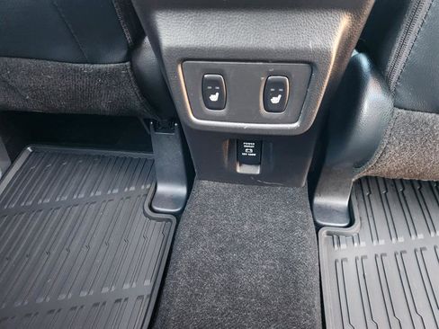 Used 2020 Mitsubishi Eclipse Cross SEL image 15