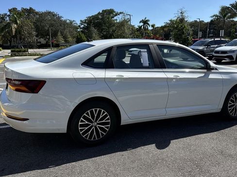 Used 2021 Volkswagen Jetta SE image 5