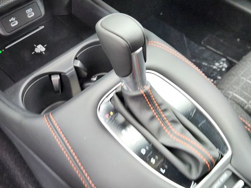 New 2026 Honda HR-V Sport image 13