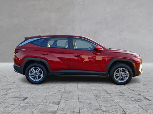 Used 2026 Hyundai Tucson SE AWD/4WD image 4