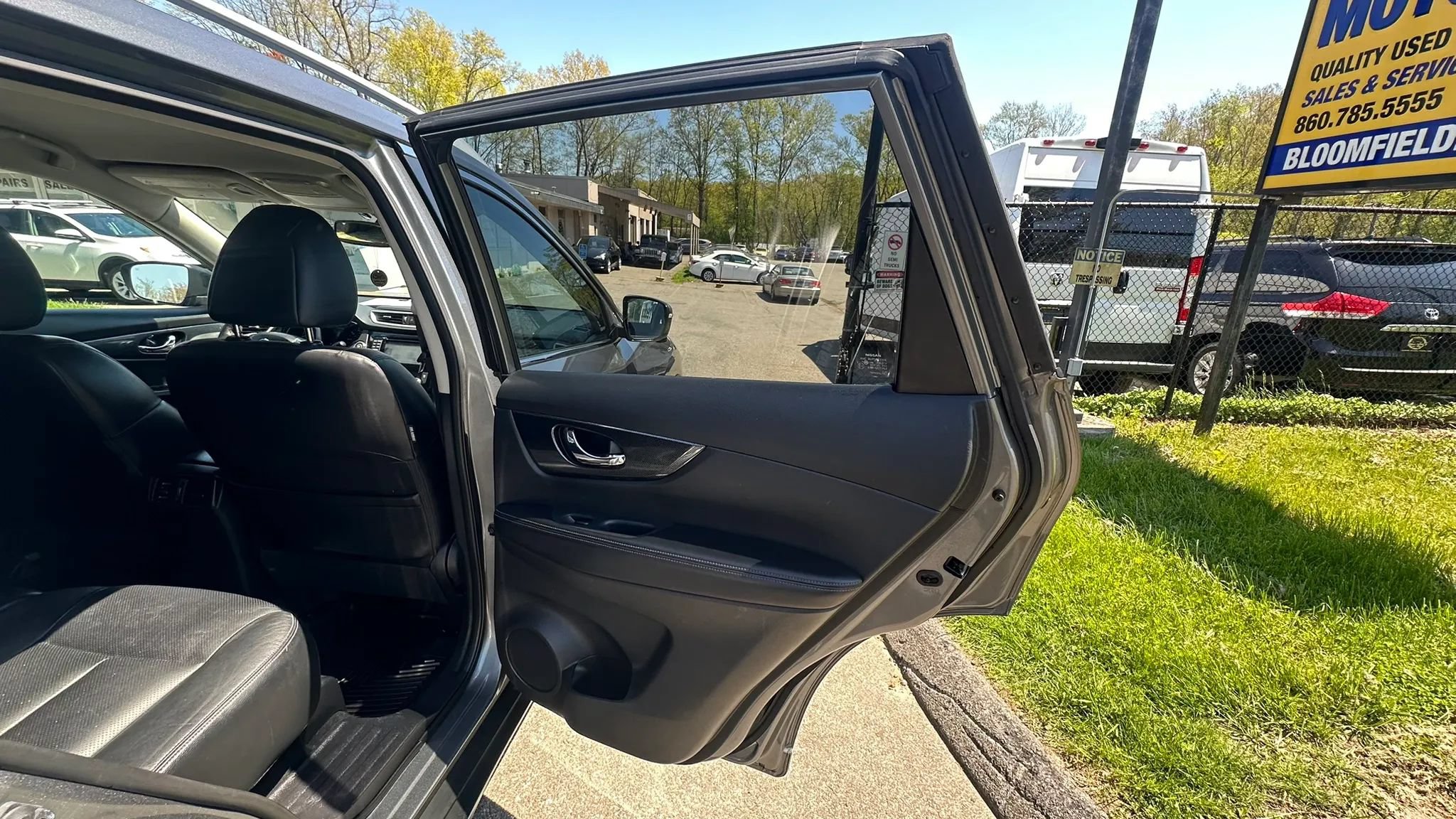Used 2016 Nissan Rogue SL AWD/4WD image 33