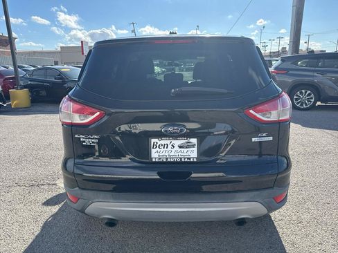 Used 2015 Ford Escape SE FWD image 7