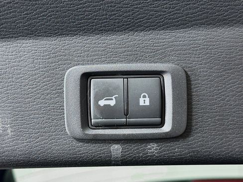 Used 2024 Mitsubishi Outlander SE image 31