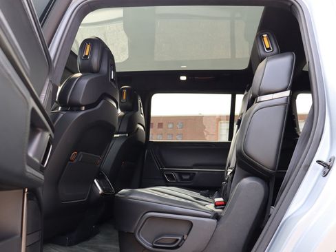 Used 2024 Rivian R1S Adventure Dual AWD/4WD image 13