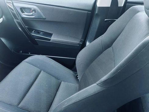 Used 2017 Toyota Corolla iM image 28