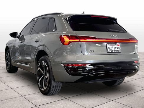 Certified 2024 Audi Q8 e-tron Premium Plus w/ Premium Plus Package AWD/4WD image 13