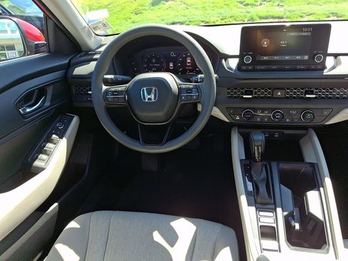 Certified 2023 Honda Accord EX image 14