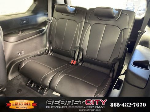 New 2026 Jeep Grand Cherokee L Limited AWD/4WD image 30