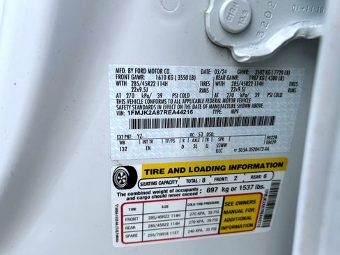 Used 2024 Ford Expedition Max Limited image 26