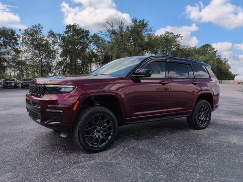 Used 2025 Jeep Grand Cherokee L Summit AWD/4WD image 8