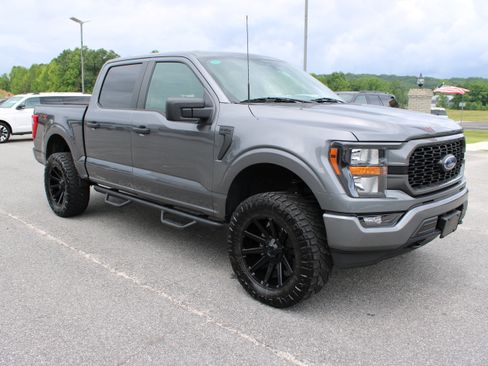 Used 2023 Ford F150 XL w/ STX Appearance Package AWD/4WD image 4