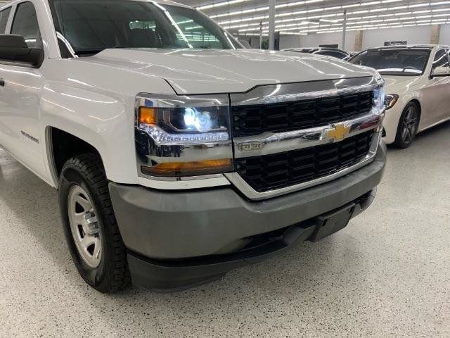Used 2017 Chevrolet Silverado 1500 W/T AWD/4WD image 33
