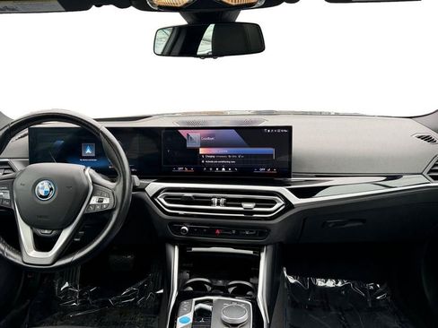 Used 2024 BMW i4 xDrive40i image 11