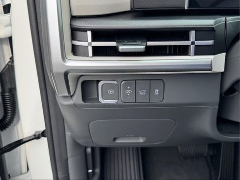 New 2026 Hyundai Santa Fe SE AWD/4WD image 18