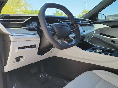 New 2026 Jeep Cherokee Laredo AWD/4WD image 2