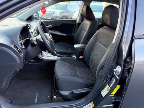 Used 2010 Toyota Corolla S FWD image 11
