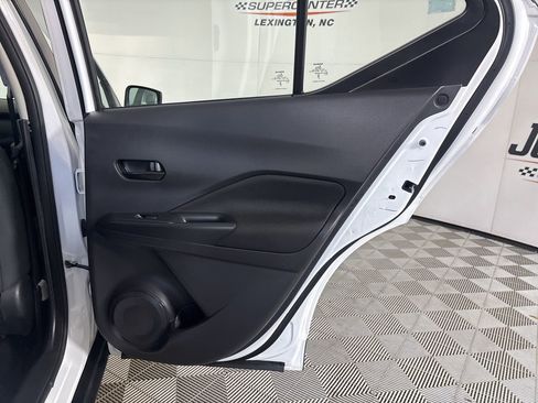 Used 2023 Nissan Kicks S image 23