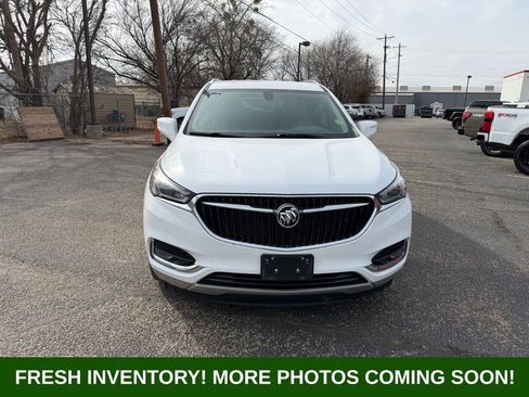 Used 2020 Buick Enclave Essence w/ Sound and Sites Package image 2