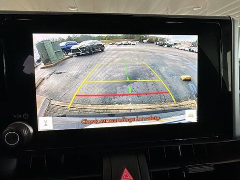 Used 2023 Toyota RAV4 XLE image 27