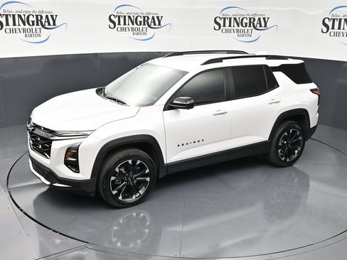 Used 2025 Chevrolet Equinox RS w/ Safety and Technology Package FWD image 23