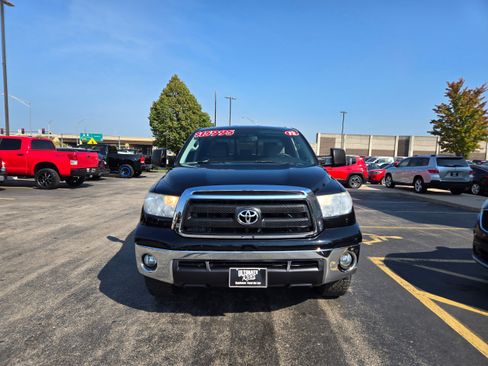 Used 2012 Toyota Tundra 4x4 Double Cab image 2