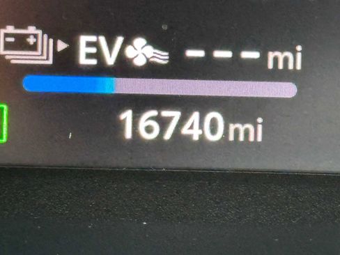 Used 2023 Toyota RAV4 XSE image 33