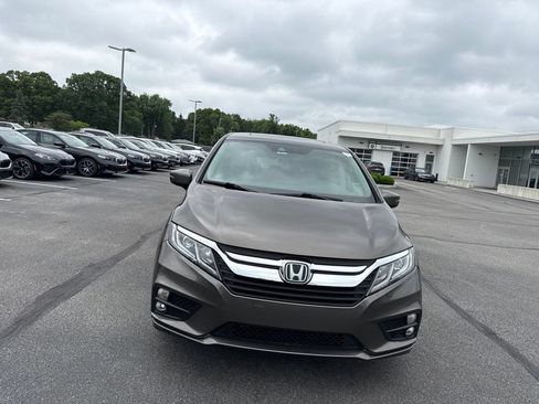 Used 2018 Honda Odyssey EX-L image 2