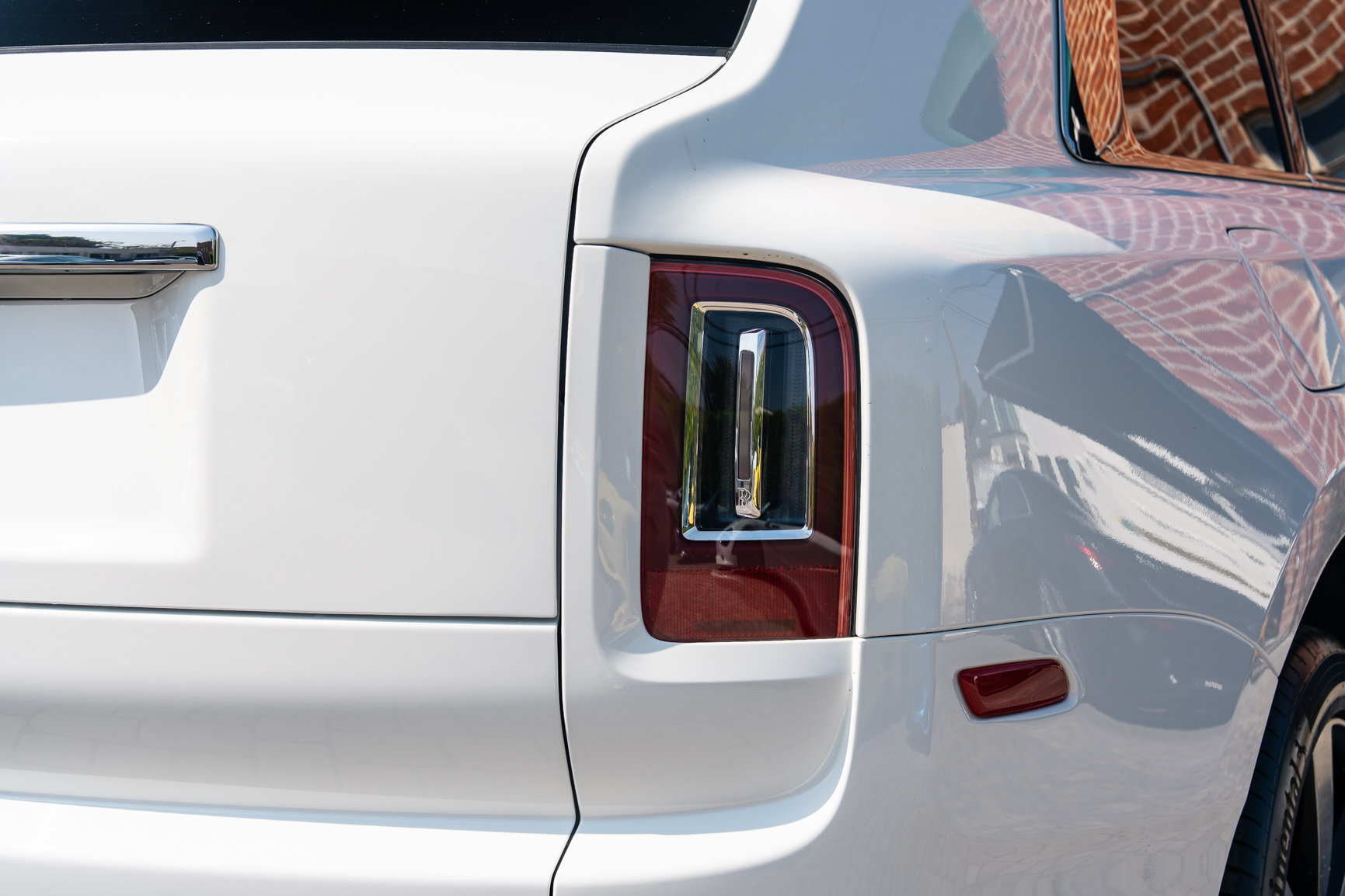 Used 2023 Rolls-Royce Cullinan w/ Technology Package AWD/4WD image 29