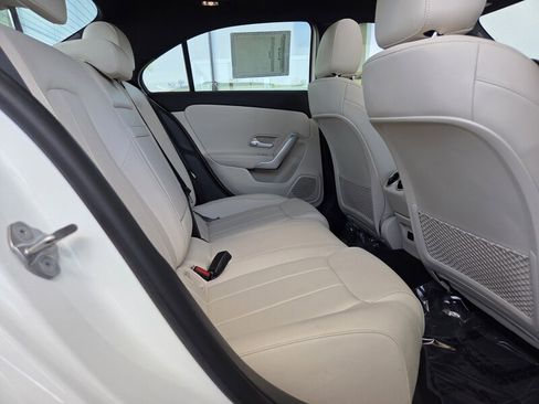 Certified 2022 Mercedes-Benz A 220 image 19
