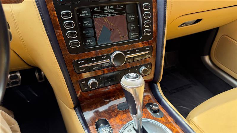 Used 2006 Bentley Flying Spur Flying Spur AWD/4WD image 38