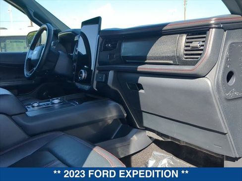 Used 2023 Ford Expedition Limited AWD/4WD image 23
