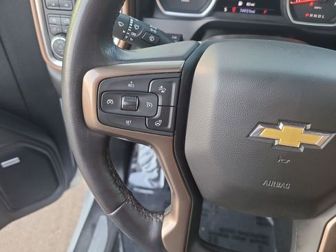 Used 2020 Chevrolet Silverado 2500 High Country image 30