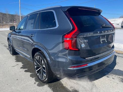 New 2026 Volvo XC90 B6 Plus w/ Protection Package Premier AWD/4WD image 5