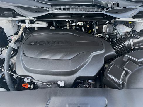 Certified 2024 Honda Odyssey Elite image 33