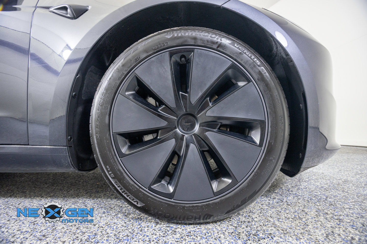 Used 2025 Tesla Model 3 Long Range AWD/4WD image 41