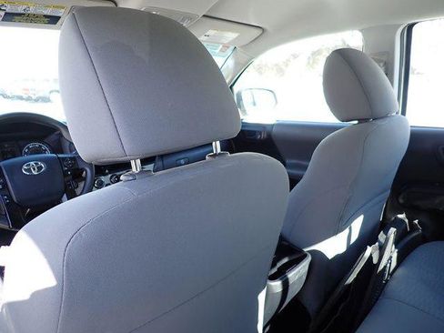 Certified 2018 Toyota Tacoma SR w/ SR Convenience Package image 17