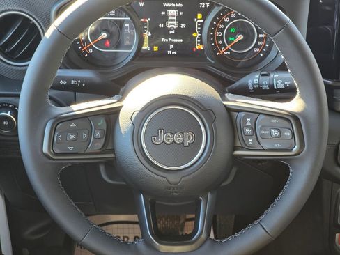 New 2026 Jeep Wrangler Unlimited Rubicon image 29